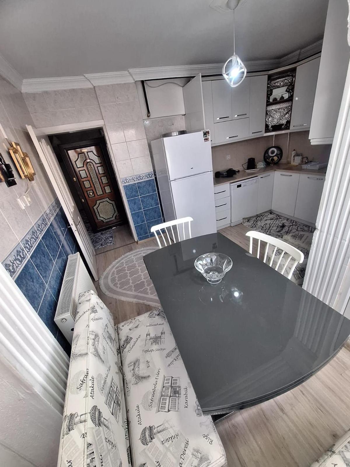 3Ege Ueniversitesine Ve Hastane Ye Cok Yakin Aile Icin Uygun Bornova Exterior foto